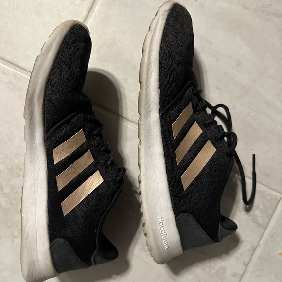 Adidas Cloudfoam, women’s size 7.5. - Picture 2 of 4
